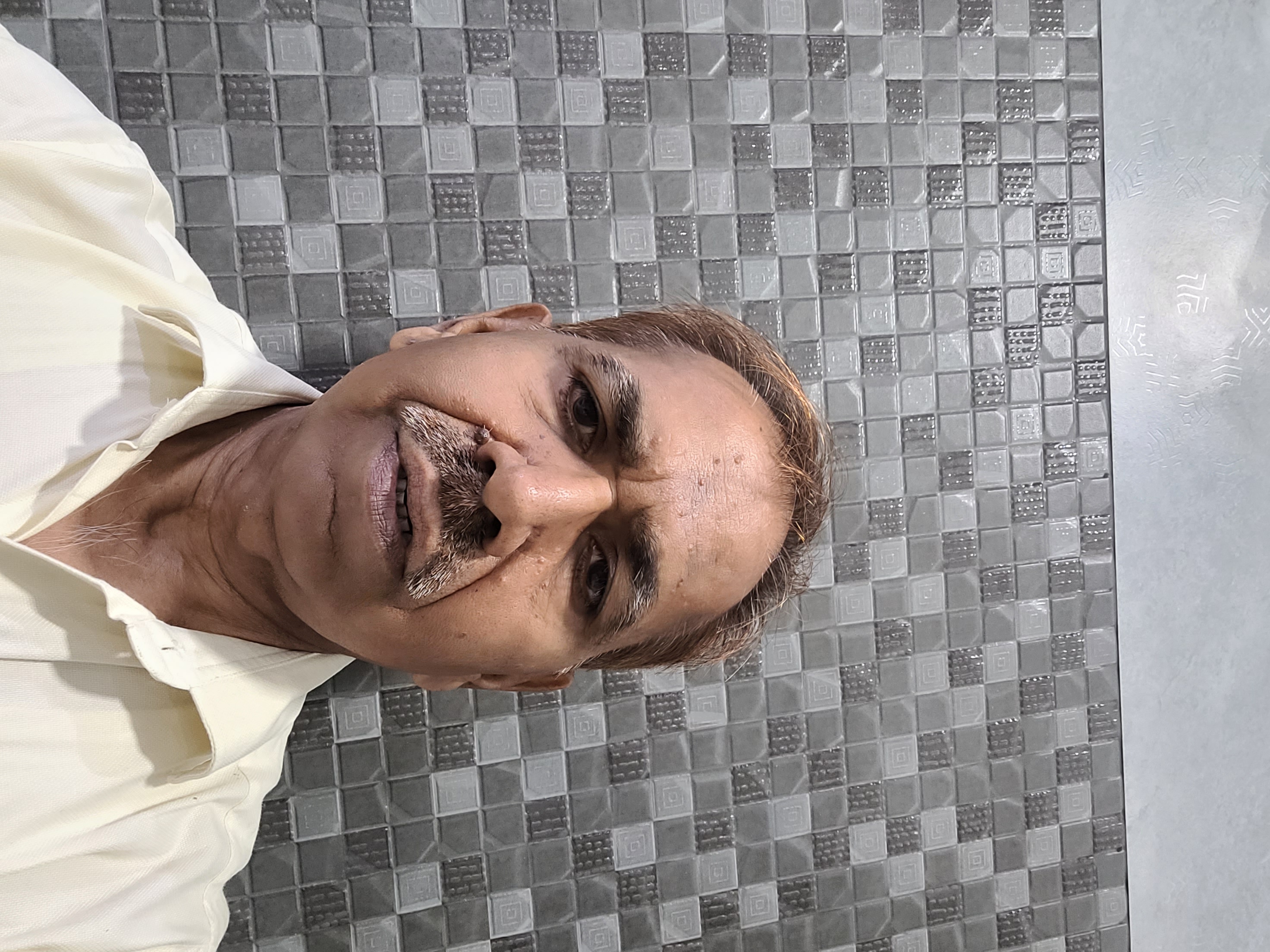 DR JAGDISH MAKADIA